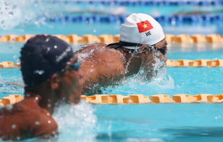Hai kình ngư Việt Nam lọt Top 5 tại Paralympic 2024 