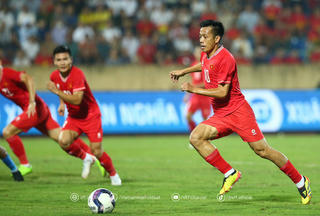 HLV Kim Sang Sik nói về Văn Quyết