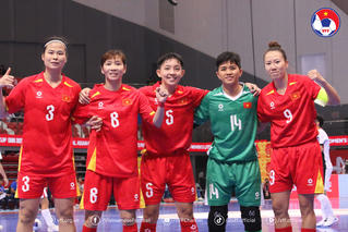 Futsal nữ Việt Nam ra quân thắng trận