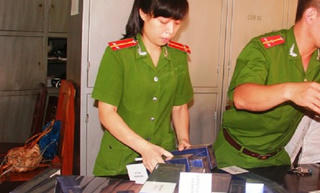 Tịch thu hàng nghìn gói thuốc lá nhập lậu