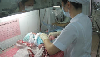 Trẻ sơ sinh bị vàng da có thể tử vong