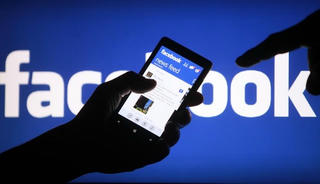 Coca-Cola, Heineken, RedBull dần “tạm biệt” Facebook