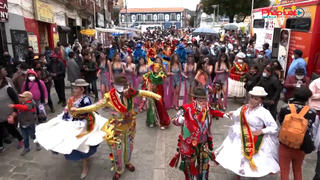 Rực rỡ lễ hội Carnival tại Bolivia