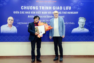 Nhà thơ Phan Hoàng được trao Giải thưởng Nghệ thuật Danube