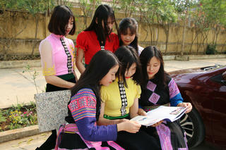 Phát huy vai trò của tủ sách phát luật ở miền núi Sơn La