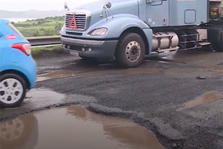 PMU Thăng Long mải lo cao tốc, quên lấp “ổ gà” trên quốc lộ?