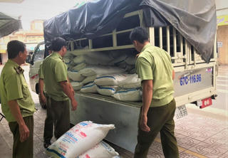 Loạt cửa khẩu vào "tầm ngắm" của Quản lý thị trường dịp cận Tết