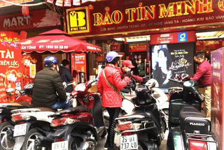 Phố vàng Trân Nhân Tông: Thêm người phục vụ, mở cửa tới khuya ngày Thần Tài