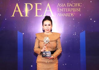 Nữ tướng Golf Long Thành được vinh danh 'Doanh nhân xuất sắc châu Á 2021'