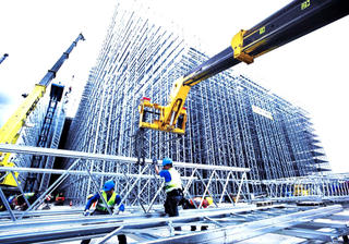 Nhà thầu 'méo mặt' vì thép tăng giá 