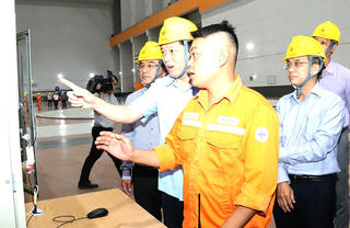 EVN nỗ lực đảm bảo điện trong điều kiện khó khăn về tài chính