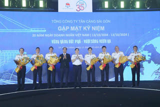 Doanh nhân Tân cảng Sài Gòn “Vững vàng bứt phá - Vượt sóng vươn xa”