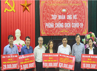 Ủy ban MTTQ tỉnh Nam Định tiếp nhận gần 200 triệu đồng ủng hộ phòng, chống dịch COVID-19