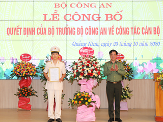 Trao Quyết định bổ nhiệm Phó Giám đốc Công an tỉnh Quảng Ninh
