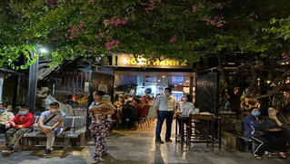 Tạm đình chỉ một Chủ tịch phường do thiếu trách nhiệm chống dịch 