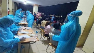 Thần tốc xét nghiệm PCR cho 100% người dân xã Thống Nhất, TP. Hạ Long ngay trong đêm