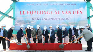 Hợp long cây cầu dài nhất tỉnh Quảng Ninh