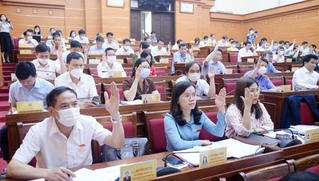 Hưng Yên thông qua 18 nghị quyết về phát triển kinh tế - xã hội 