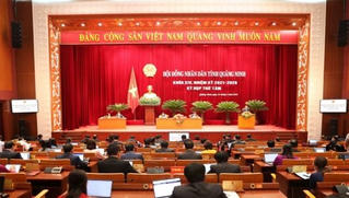Quảng Ninh khai mạc kỳ họp thứ 8 HĐND tỉnh khóa XIV