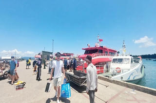 Du khách không được mang túi nilon, đồ nhựa dùng 1 lần lên đảo Cô Tô từ ngày 15/9