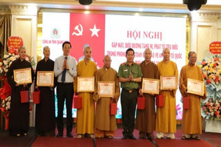 Nhiều tăng, ni, phật tử ở Quảng Ninh có thành tích trong Phong trào Toàn dân bảo vệ an ninh Tổ quốc