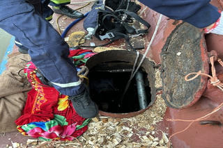 Thông tin mới nhất vụ 3 người tử vong trong hầm tàu chở gỗ trên sông