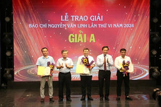 Trao giải báo chí về Xây dựng Đảng tỉnh Hưng Yên năm 2024