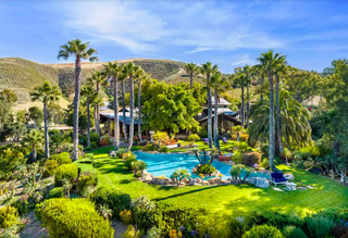 Chiêm ngưỡng dinh thự biển gần 790 tỷ đồng của đạo diễn James Cameron 