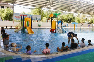 Quảng Ninh mở 6 lớp dạy bơi miễn phí cho trẻ em có hoàn cảnh khó khăn