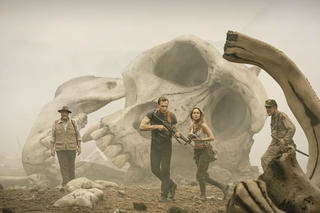 Diễn viên "Kong: Skull Island" gửi lời chúc Năm mới bằng tiếng Việt