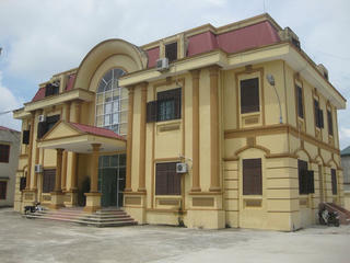 Hà Nội: Yêu cầu “lạ” khi bán hồ sơ mời thầu của UBND phường Phú Lương