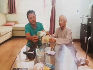 Tiếp vụ “Một thửa đất bán cho nhiều người…”: Sư cô viết đơn kêu cứu tại bệnh viện!