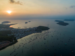 Tết Kỷ Hợi, vi vu cáp treo Hòn Thơm chỉ với 200.000 đồng