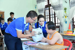 Cùng Ấn tượng Hội An sẻ chia những yêu thương