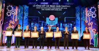 Gốm Đất Việt tự hào là đơn vị duy nhất đạt 2 giải Nhất và 1 giải Nhì trong Cuộc thi Sáng tạo Khoa học Công nghệ Việt Nam năm 2020