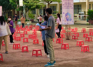 Cần Thơ không tiêm vaccine phòng COVID-19 “gia hạn thời gian sử dụng” cho học sinh