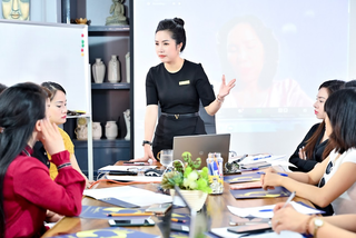 Doanh nhân Đỗ Hương Ly: “Hãy tự tạo ra cơ hội cho chính mình”