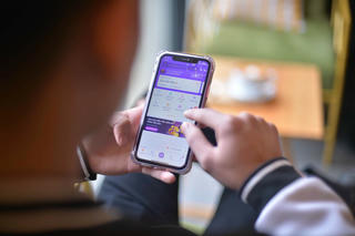 Thao tác chuyển tiền y như cách 'chat' hàng ngày