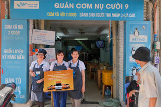 Mang 'Quán cơm Yên vui & Nụ cười' đến hàng nghìn người khó khăn và đối tác tài xế
