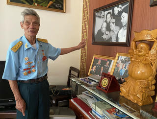  Anh hùng Đinh Thế Văn và chuyện hồi sinh phường rối nước Đào Thục