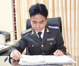 Chấp hành viên Trịnh Minh Thuận xử lý bản án khó với phương châm “tôn trọng sự thỏa thuận”