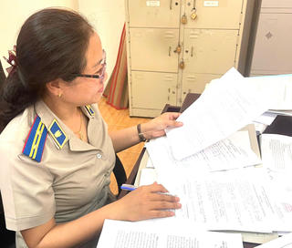 Những cống hiến thầm lặng của một nữ Phó Chi cục trưởng Thi hành án dân sự