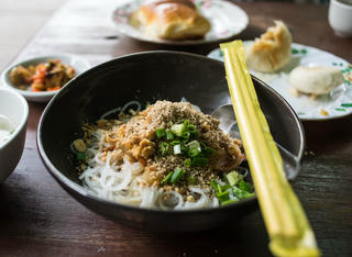 Mê mẩn hương vị đậm đà của món mì Shan tại đất nước Myanmar