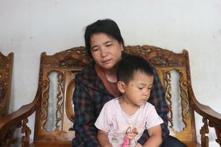 Chồng mắc bệnh hiểm nghèo. vợ ung thư phải bán lúa non chữa bệnh