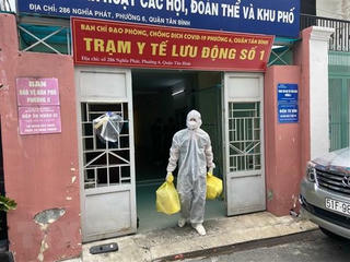 Trạm y tế lưu động TP HCM sẽ chăm sóc 50-100 hộ có F0