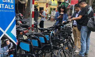 Hà Nội thí điểm xe điện miễn phí cho khách đi BRT