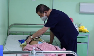 Cập nhật tình hình sức khỏe bé gái Phú Thọ mắc cúm A/H5 