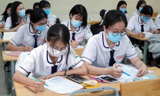 Học sinh THPT được đổi môn học tự chọn vào cuối năm học
