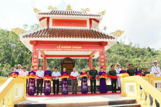 Khánh thành nhà tưởng niệm liệt sĩ cứu hộ tại Rào Trăng