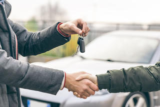 Hà Nội: 23 năm tù cho Giám đốc lừa bán ô tô người khác